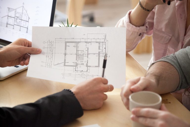 Quand le recours à un architecte est-il obligatoire ? Le Guide complet sur le cadre légal et les seuils à ne pas dépasser